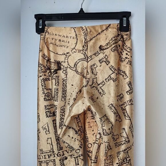 Blackmilk Harry potter leggings shiny HP map size XS - Picture 5 of 7